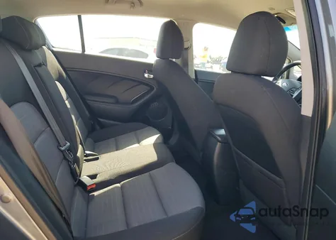 2016 Kia Forte Lx z USA, uszkodzony, nr VIN KNAFK5A82G5643501